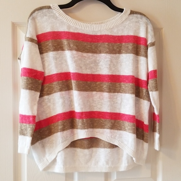 Sogi Sweaters - Sogi High-Low Sweater